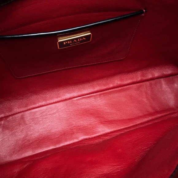 Prada Design Embossed Bag Handbag Patent Black - Picture 7 of 9